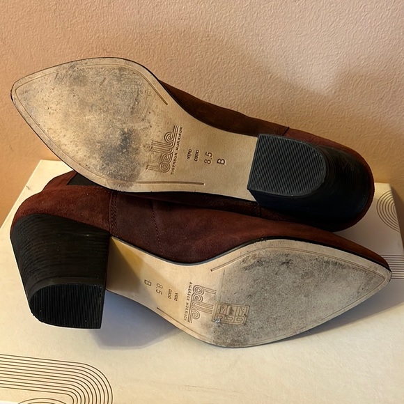 🌺Final Price w/$4.99 Shipping🌺Belle/Sigerson Morrison Distressed Suede Booties - Picture 8 of 9